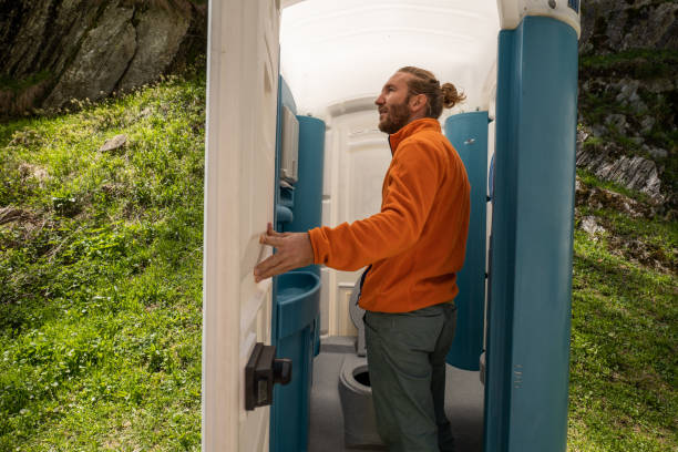 Portable Toilet Options We Offer in Gregory, TX